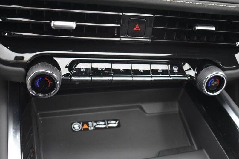 New 2026 Chevrolet Tahoe PremierImage 37