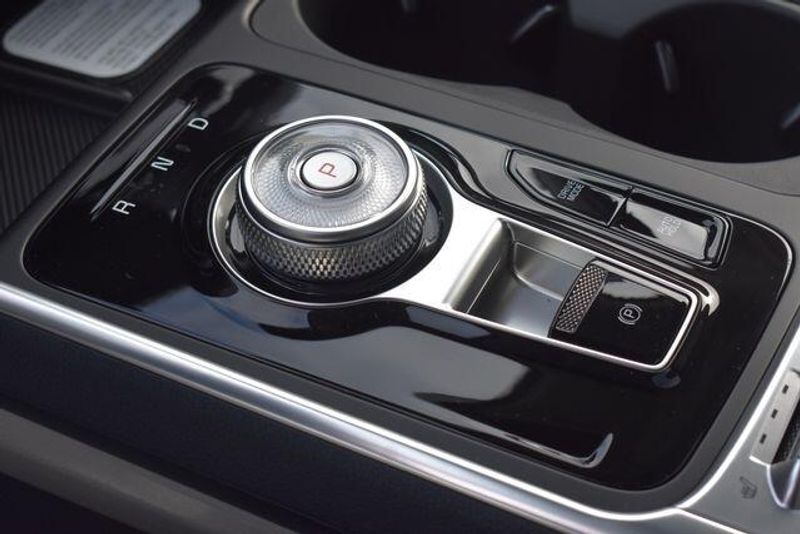 New 2026 Kia Carnival Hybrid SX PrestigeImage 29