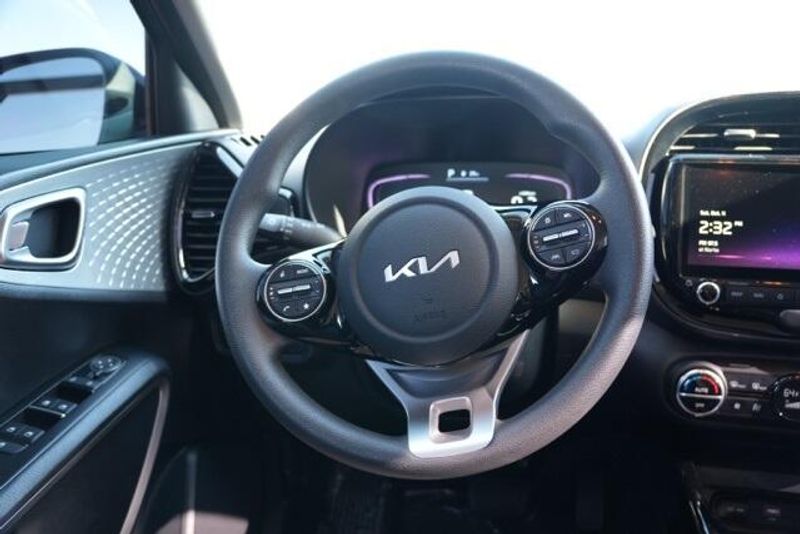 Used 2024 Kia Soul SImage 16