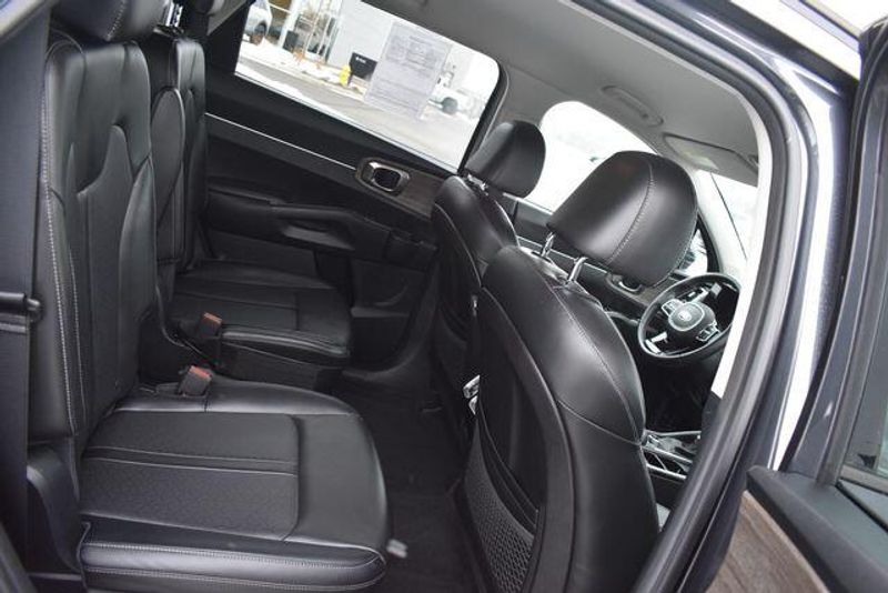 Used 2021 Kia Sorento EXImage 13