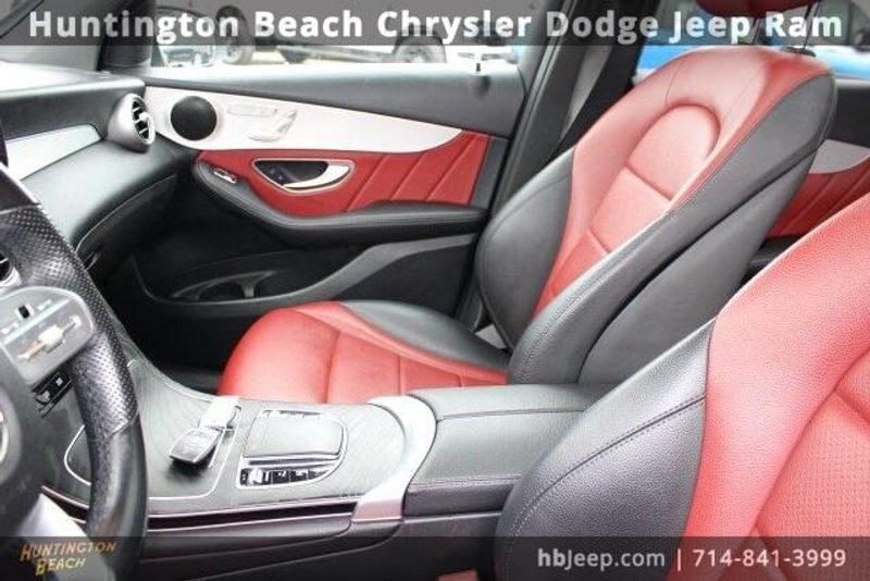2022 Mercedes-Benz GLC 300Image 30
