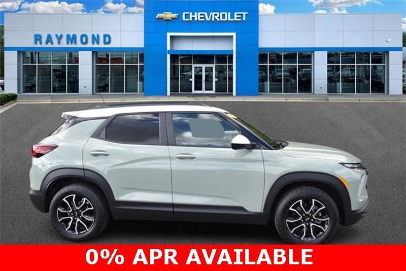 New 2025 Chevrolet TrailBlazer ActivImage 2