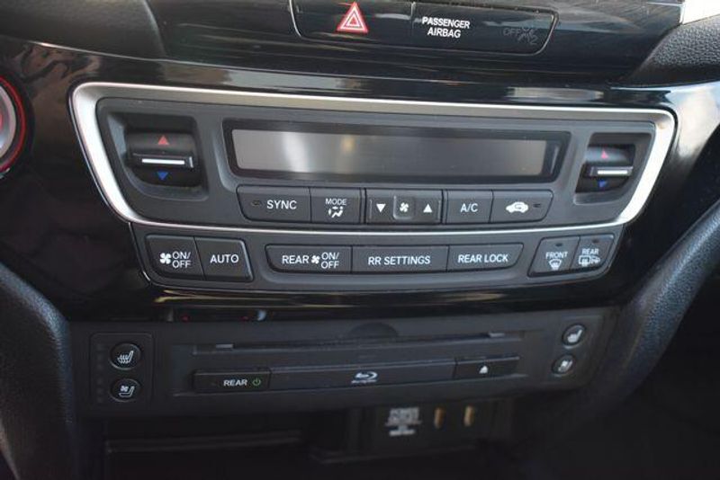 Used 2018 Honda Pilot EliteImage 32