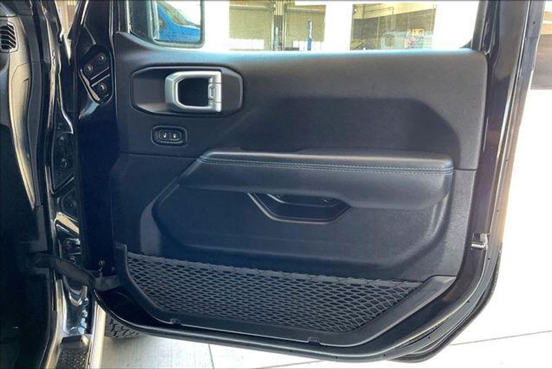 Used 2023 Jeep Wrangler 4xE Rubicon 4xeImage 23