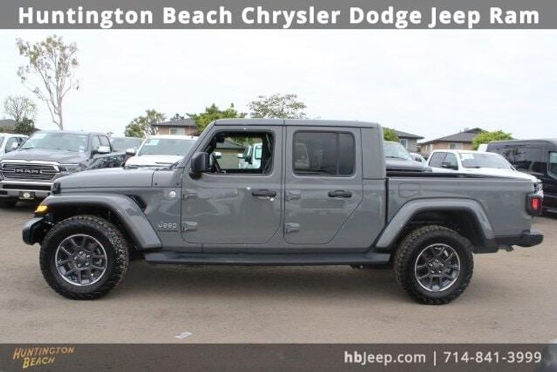 2021 Jeep Gladiator OverlandImage 11