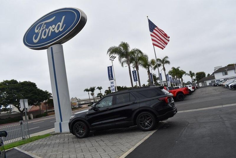 New 2025 Ford Explorer ST-LineImage 20