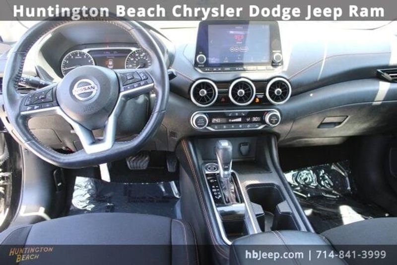 2020 Nissan Sentra SRImage 14