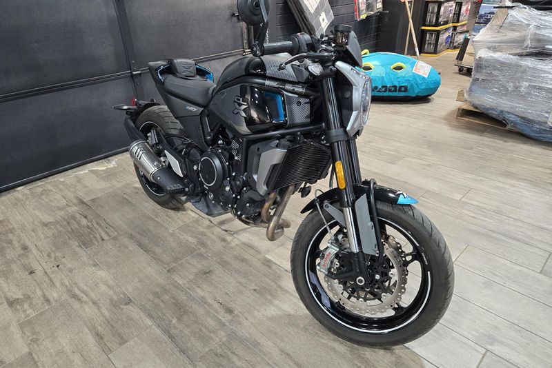 2022 CFMOTO 700CLX SPORT CF7002AUS 