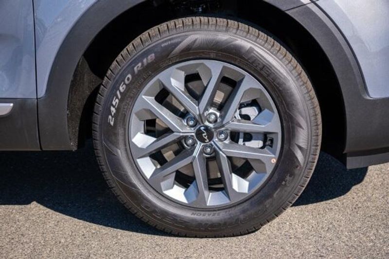 New 2025 Kia Telluride EXImage 9
