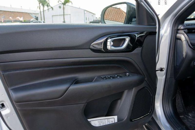 New 2026 Jeep Compass LatitudeImage 11