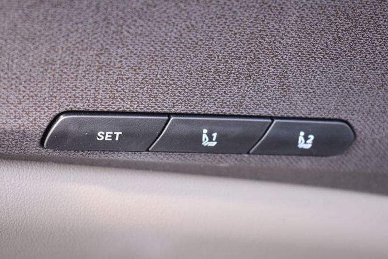 New 2026 Kia Carnival Hybrid EXImage 23