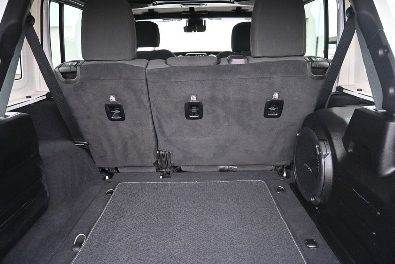 2021 Jeep Wrangler Unlimited 80th AnniversaryImage 10