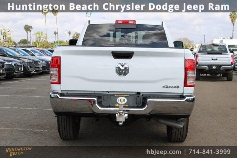 2023 RAM 3500 TradesmanImage 4