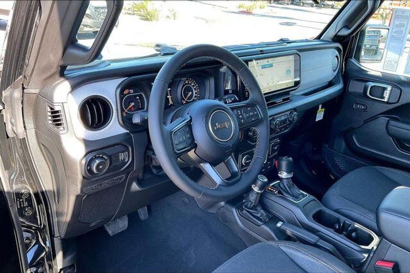New 2026 Jeep Wrangler 4-door Sport SImage 6