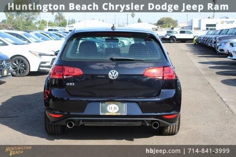 2017 Volkswagen Golf GTI SImage 4