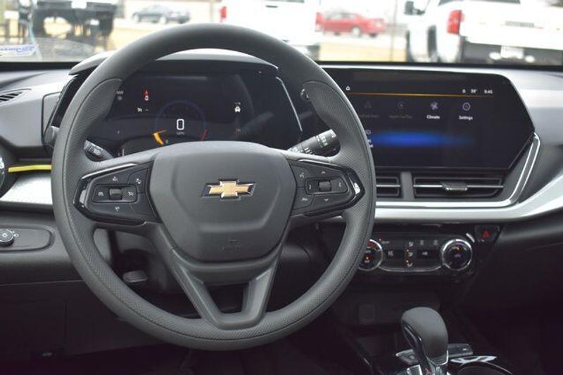 New 2026 Chevrolet Trax LTImage 19