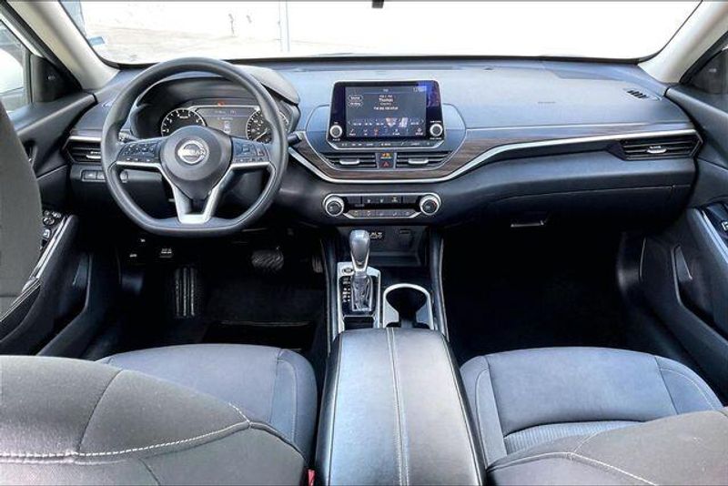 Used 2023 Nissan Altima 2.5 SVImage 15
