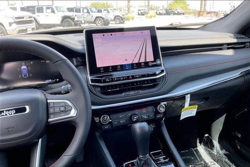 New 2026 Jeep Compass Trailhawk 4x4Image 5