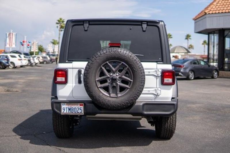 Used 2025 Jeep Wrangler Sport SImage 6