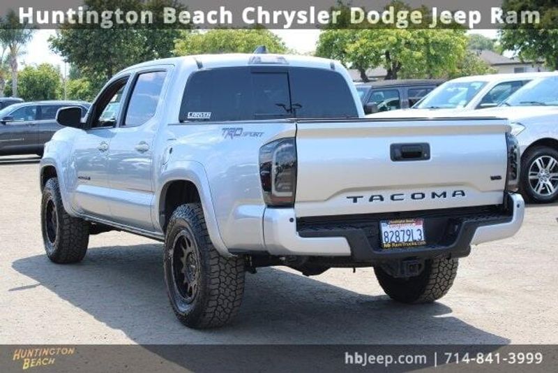 2022 Toyota Tacoma TRD SportImage 3