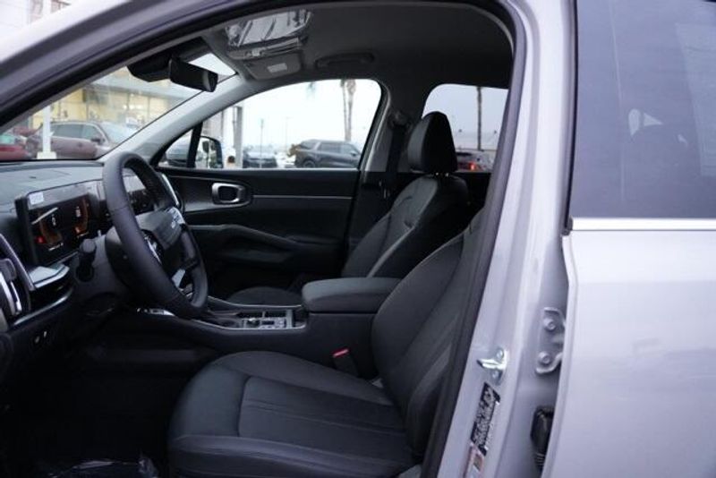 New 2026 Kia Sorento EXImage 11