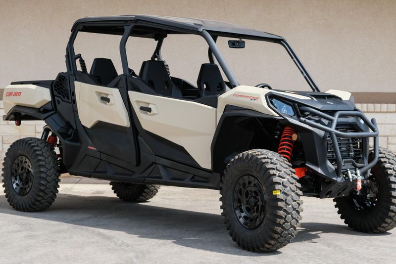 2024 CAN-AM COMMANDER MAX XTP 1000R DESERT TAN AND CARBON BLACK 
