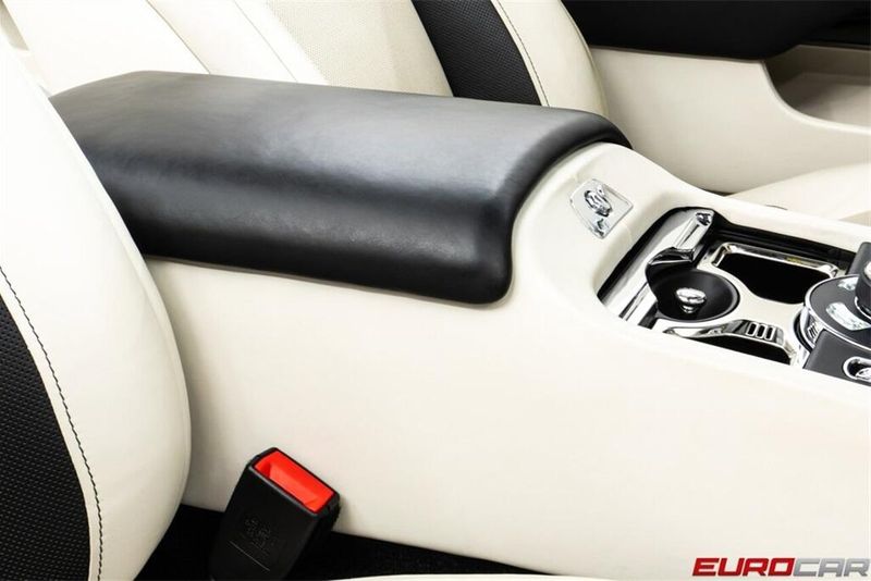 Used 2018 Rolls-Royce Dawn *BESPOKE INTERIOR * IMMACULATE CONDITION*Image 32