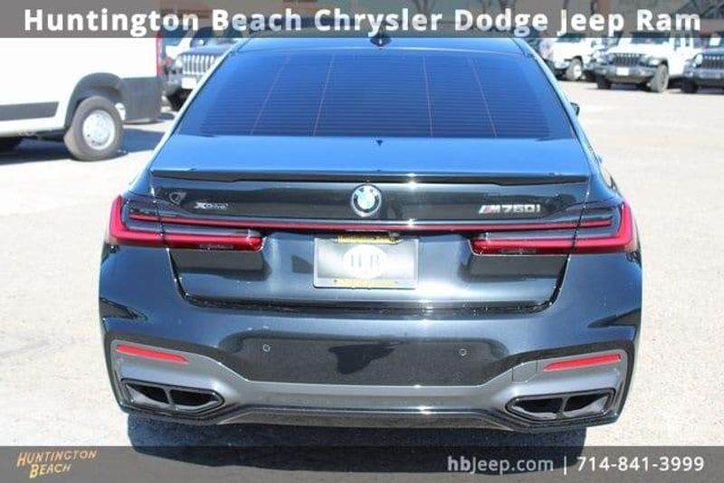 2022 BMW 7 Series M760iImage 5