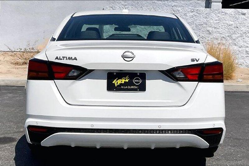 Used 2024 Nissan Altima 2.5 SVImage 3
