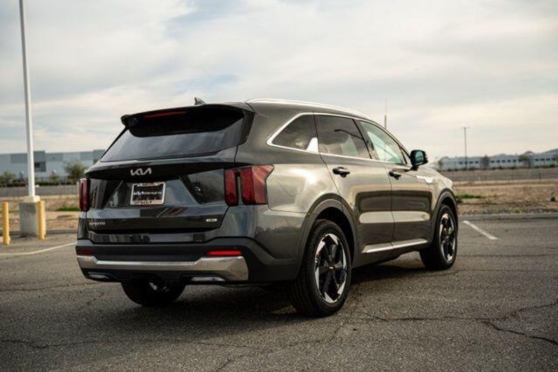 New 2026 Kia Sorento Hybrid EXImage 7