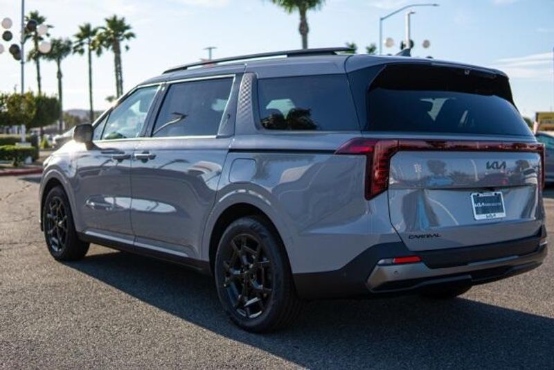 2026 Kia Carnival Hybrid SXImage 5