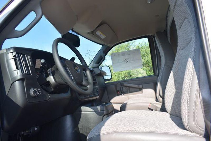 New 2026 Chevrolet Express 3500 Work VanImage 18