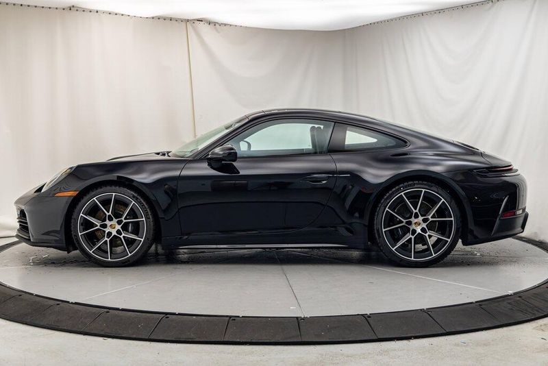 2025 Porsche 911 CarreraImage 2