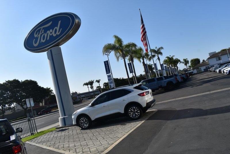 Used 2022 Ford Escape TitaniumImage 24