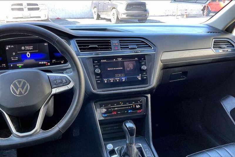 Used 2022 Volkswagen Tiguan 2.0T SEImage 5