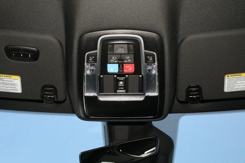 2025 RAM 1500 Laramie Crew Cab 4x4 5