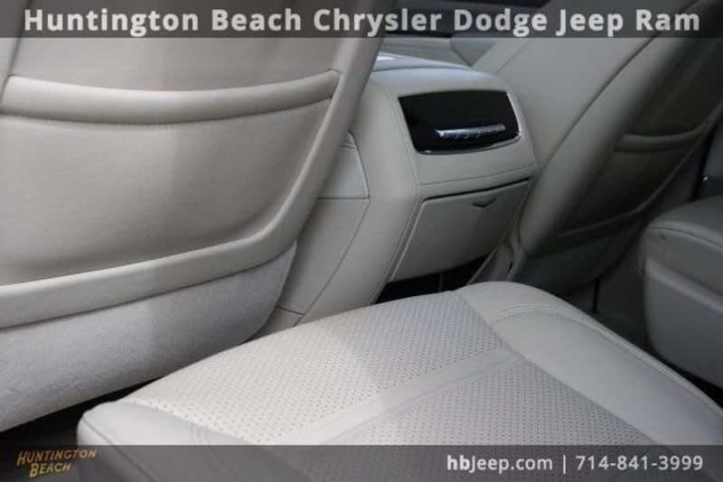 2023 Cadillac Escalade Sport PlatinumImage 42