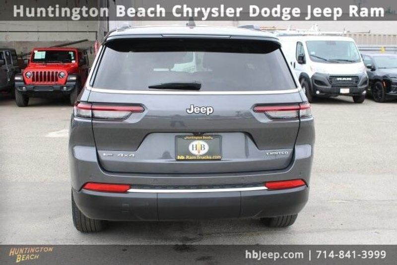 2022 Jeep Grand Cherokee L LimitedImage 5