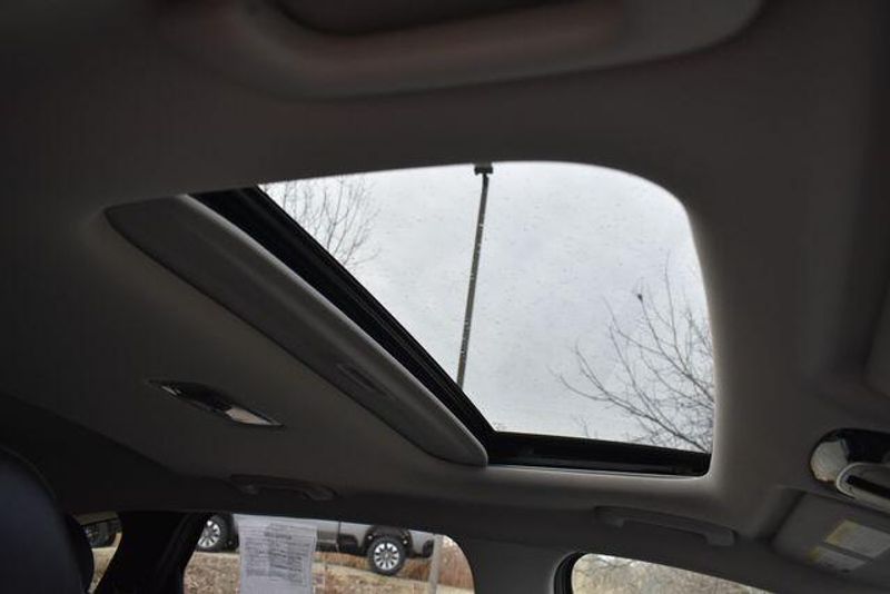 Used 2022 Hyundai Tucson SELImage 13