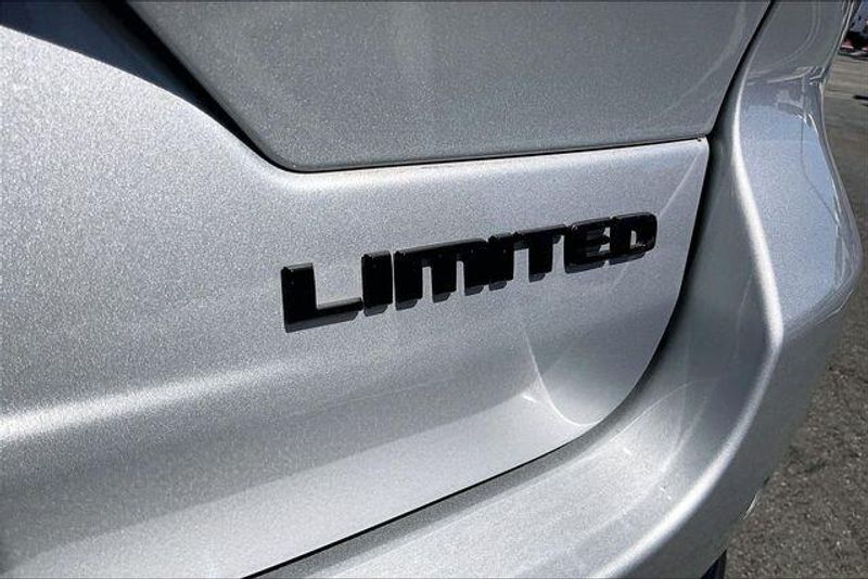 Used 2023 Jeep Grand Cherokee LimitedImage 31