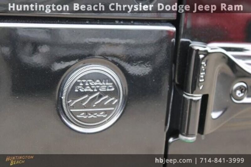 2021 Jeep Wrangler Unlimited WillysImage 7