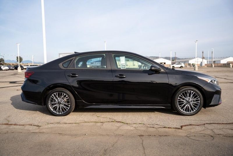 Used 2022 Kia Forte GT-LineImage 8