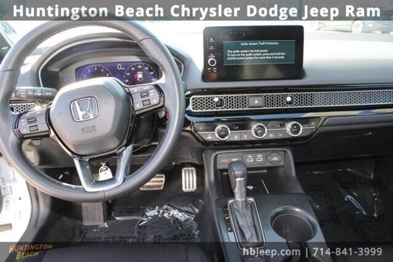 2022 Honda Civic Sport TouringImage 13