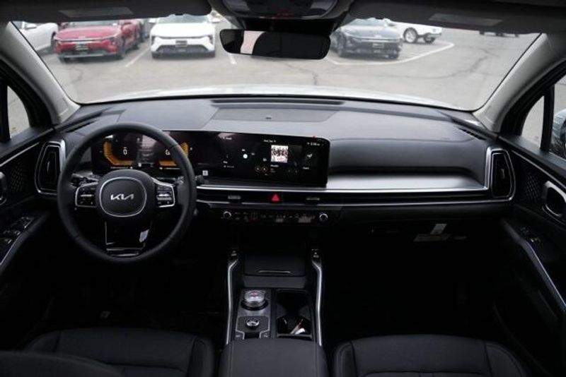 New 2025 Kia Sorento Hybrid EXImage 14
