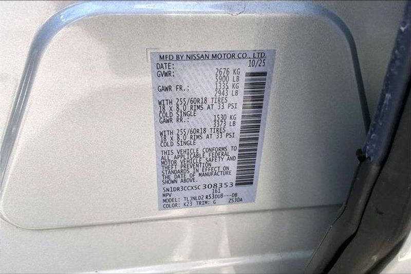 Used 2025 Nissan Pathfinder SLImage 32