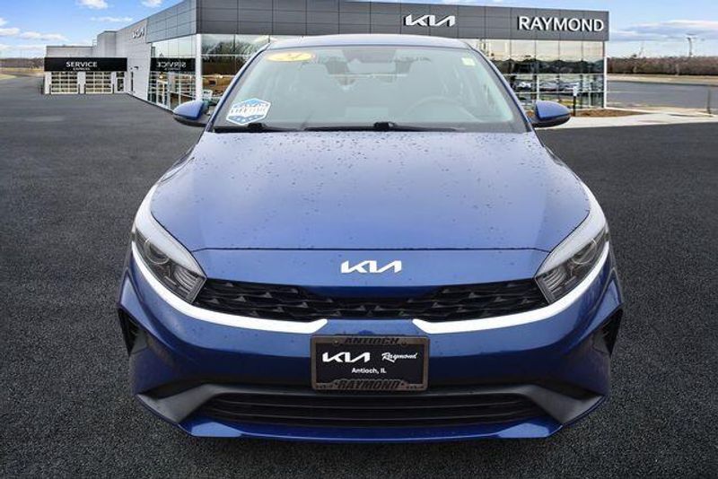 Used 2024 Kia Forte LXSImage 8