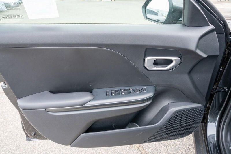 Used 2026 Kia K5 LXSImage 10