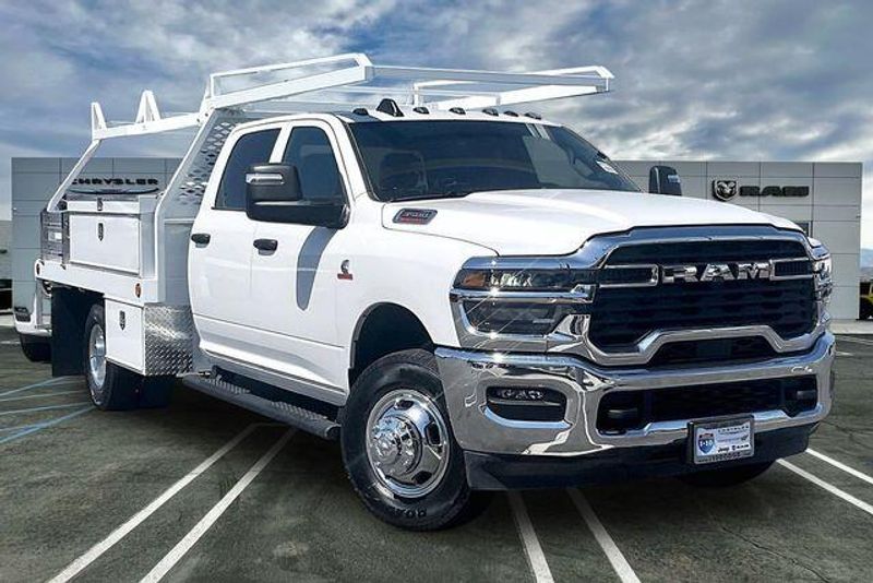 New 2026 RAM 3500 Tradesman Crew Cab Chassis 4x4 60