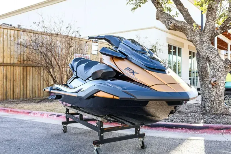 2025 YAMAHA FX CRUISER HO WITH AUDIO COPPER AND BLACK 