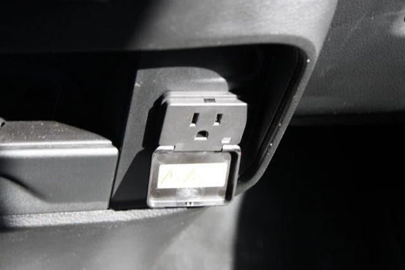 2024 RAM 2500 Tradesman Regular Cab Harbor BodyImage 29